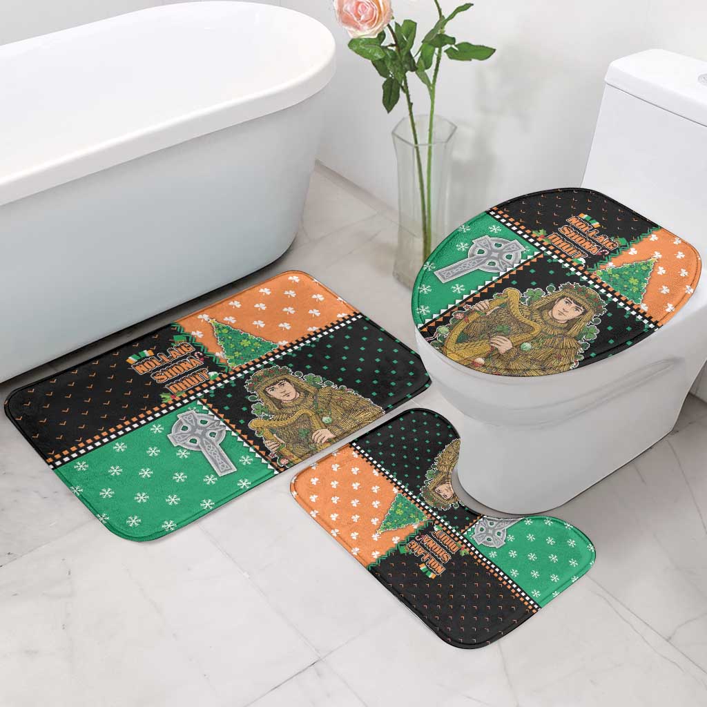 Ireland Christmas Bathroom Set Wren Boy With Shamrock Xmas Tree - Wonder Print Shop