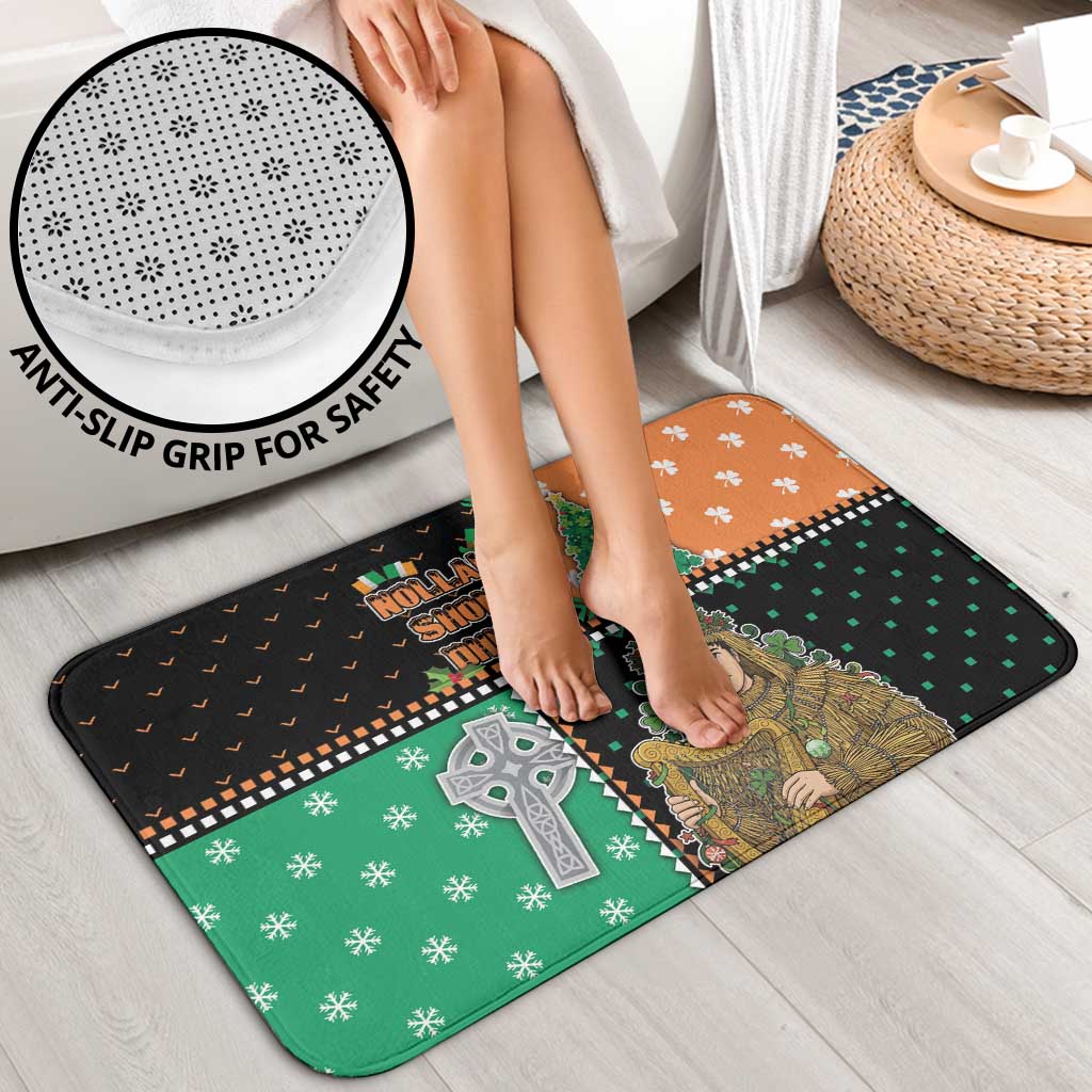 Ireland Christmas Bathroom Set Wren Boy With Shamrock Xmas Tree - Wonder Print Shop