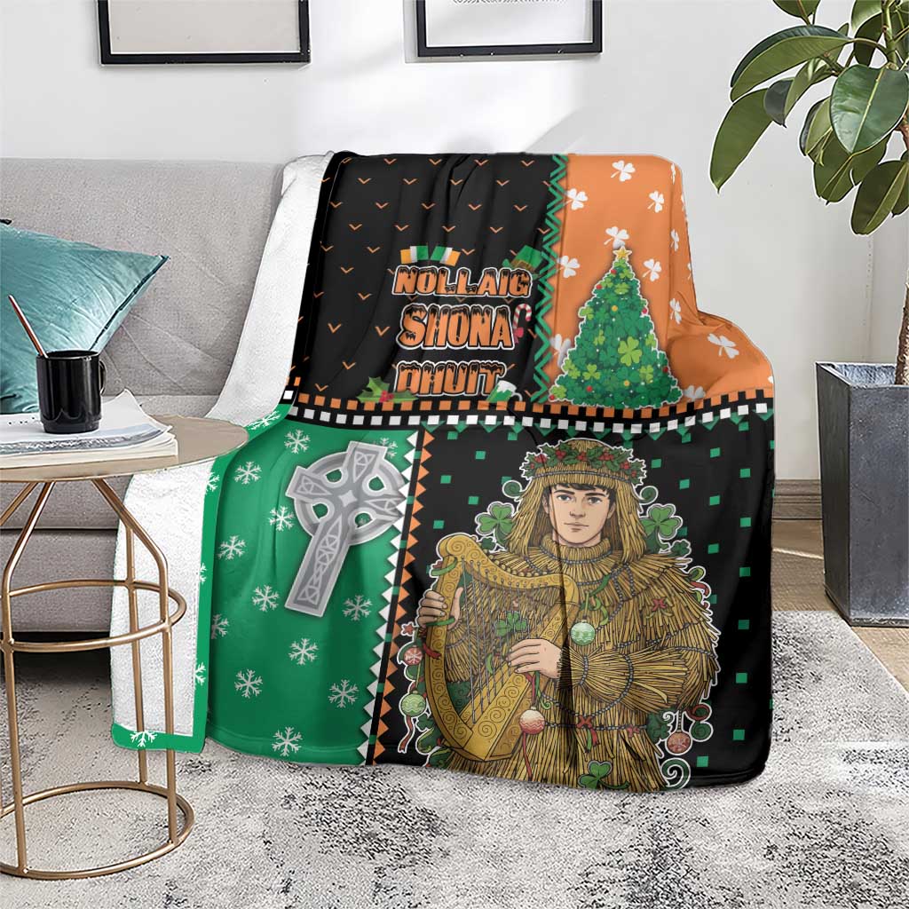 Ireland Christmas Blanket Wren Boy With Shamrock Xmas Tree - Wonder Print Shop