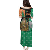 Ireland Christmas Family Matching Puletasi and Hawaiian Shirt Wren Boy With Shamrock Xmas Tree - Wonder Print Shop