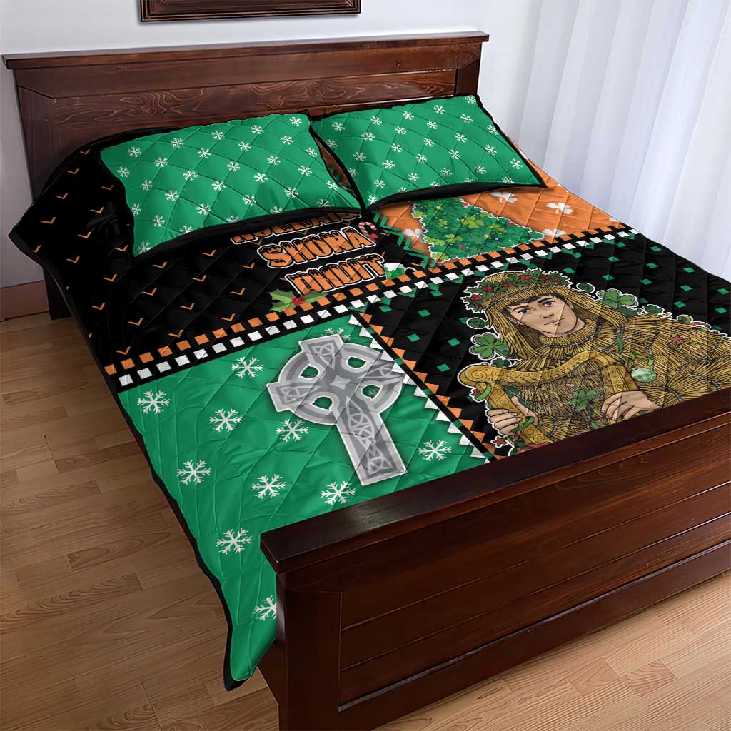 Ireland Christmas Quilt Bed Set Wren Boy With Shamrock Xmas Tree - Wonder Print Shop