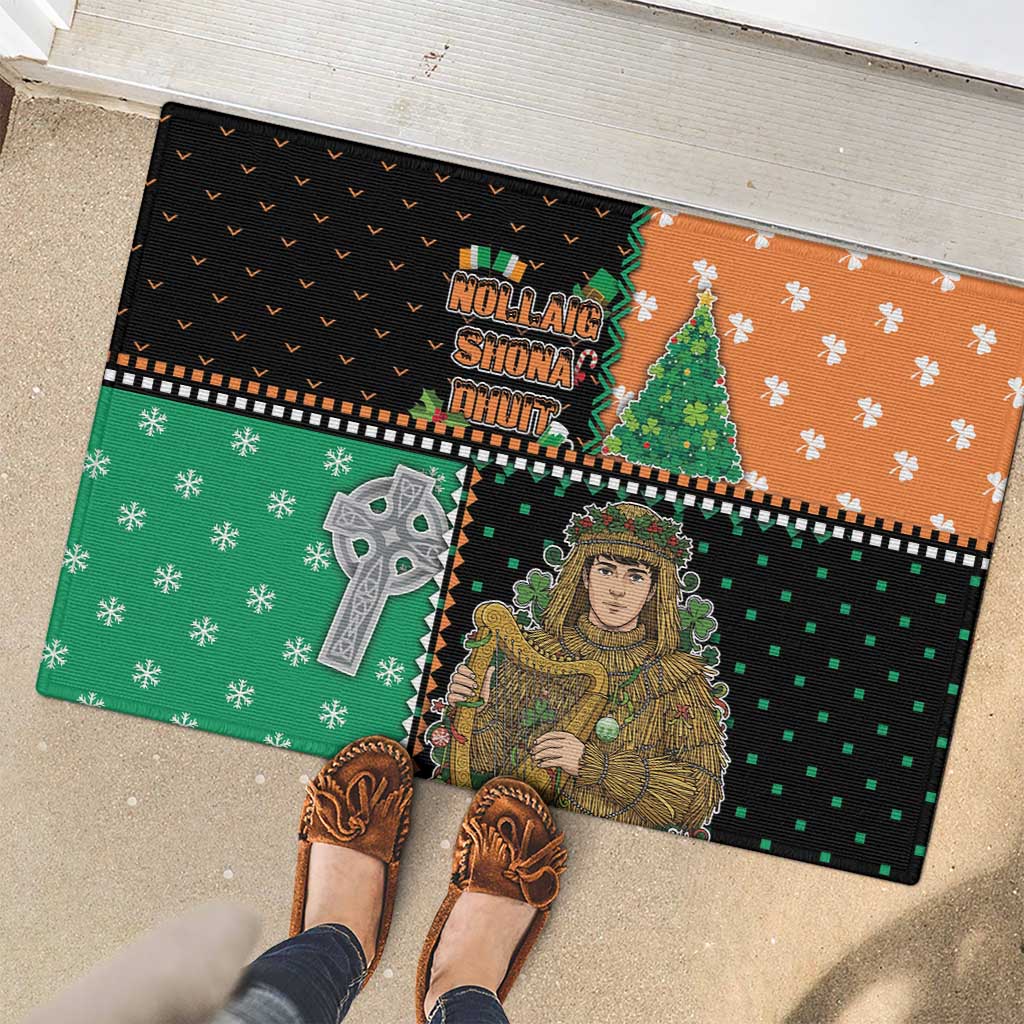 Ireland Christmas Rubber Doormat Wren Boy With Shamrock Xmas Tree - Wonder Print Shop