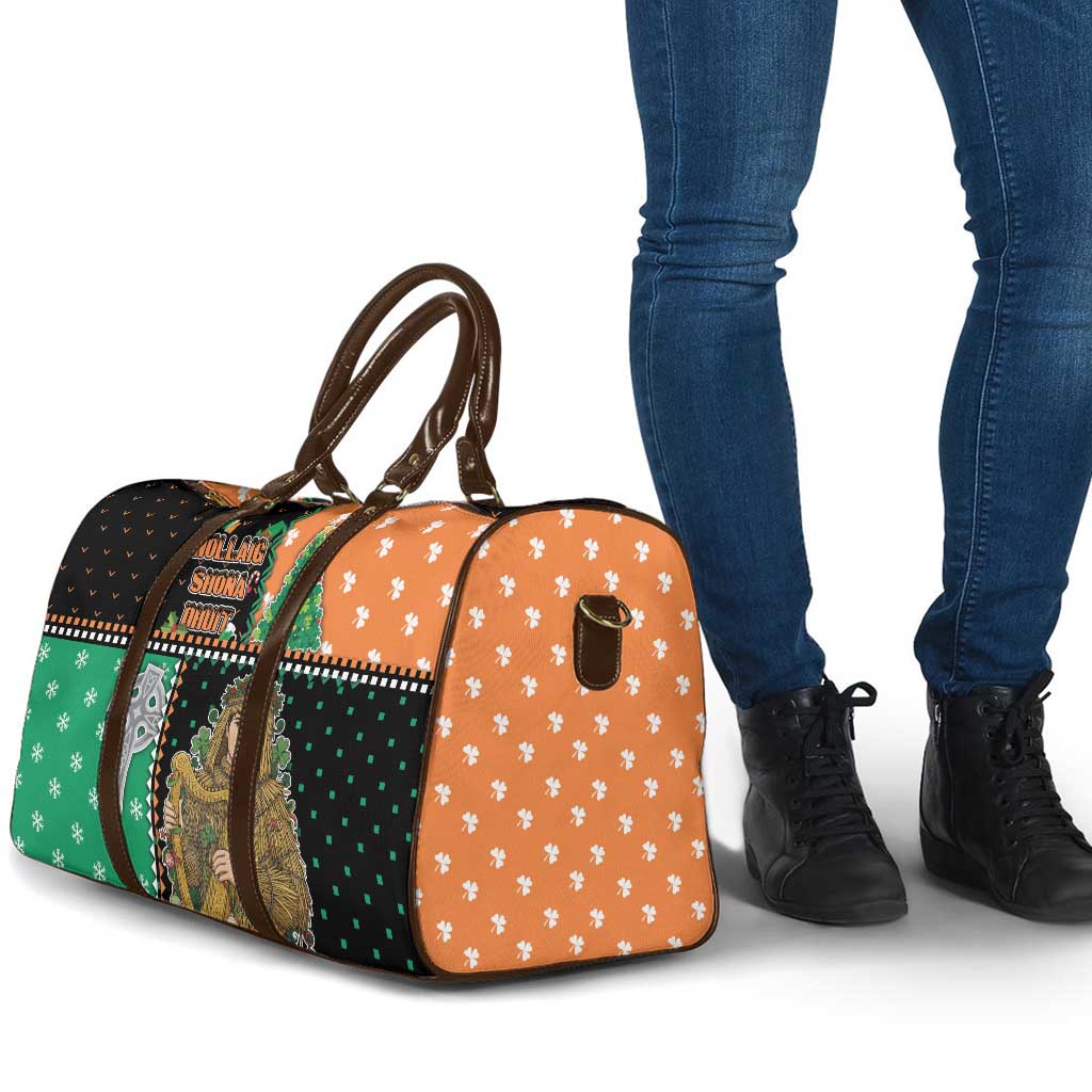 Ireland Christmas Travel Bag Wren Boy With Shamrock Xmas Tree - Wonder Print Shop