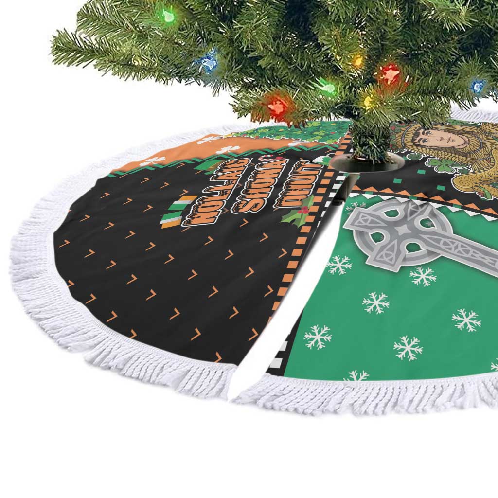 Ireland Christmas Tree Skirt Wren Boy With Shamrock Xmas Tree - Wonder Print Shop