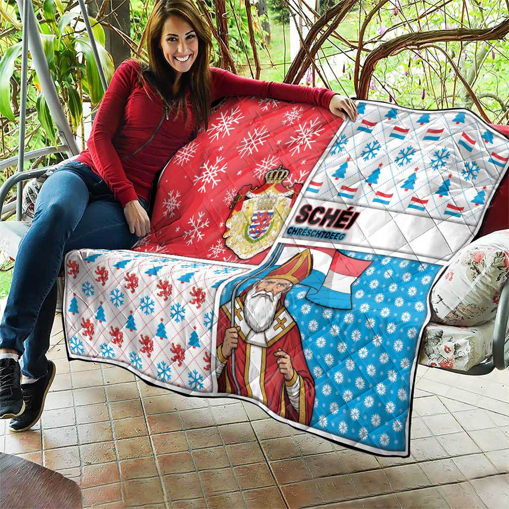 Luxembourg Christmas Quilt Kleeschen With Xmas Patterns - Wonder Print Shop