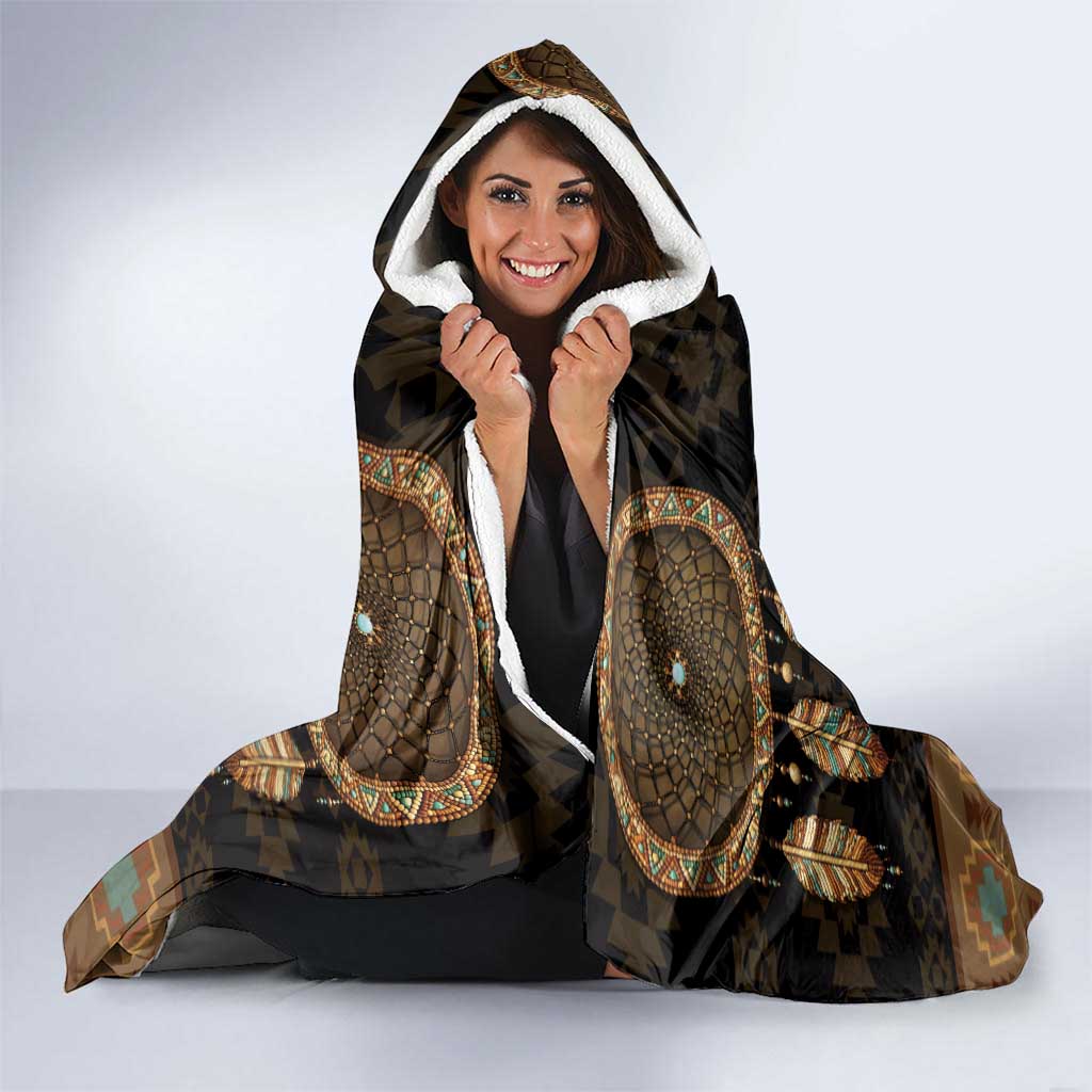 Bear Native American Hooded Blanket Tribal Feather Dreamcatcher Boho Style