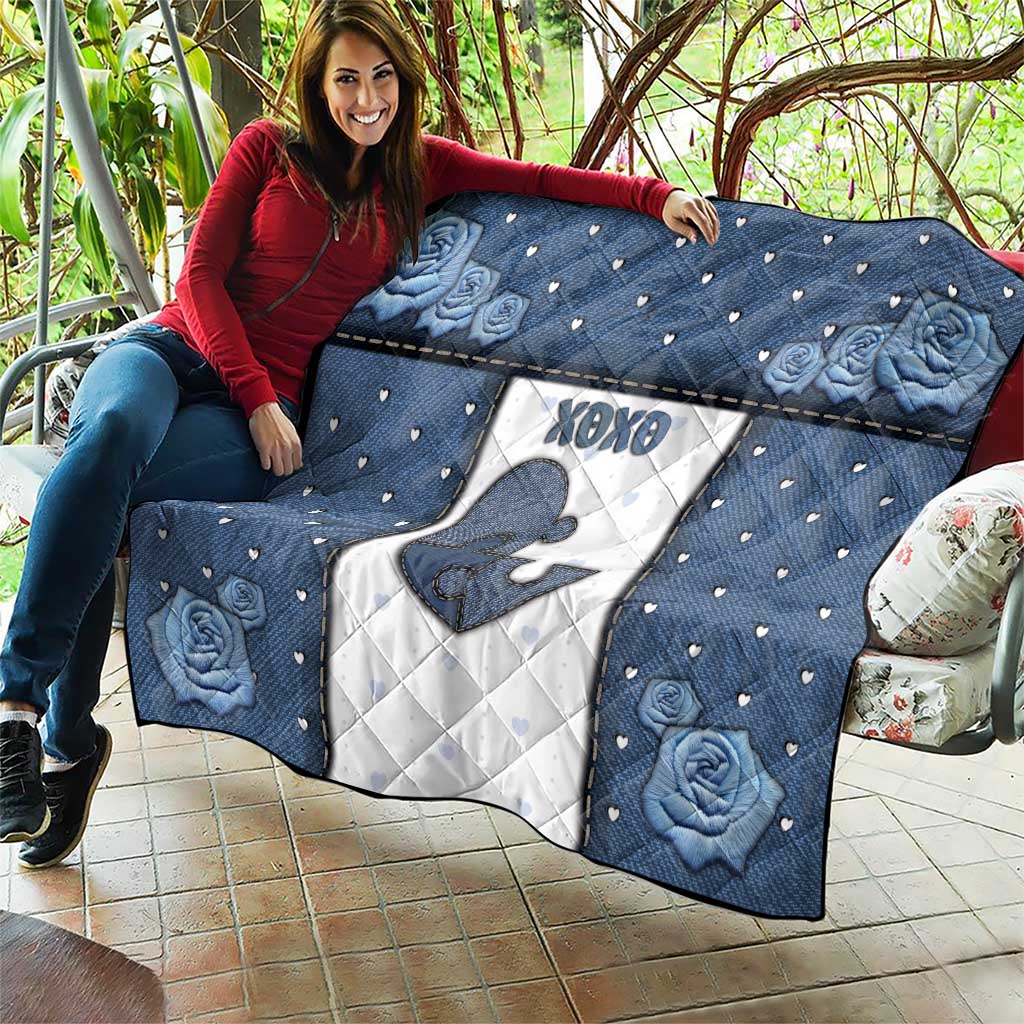 XOXO Valentine's Day Quilt Pieces Of The Heart Old Denim Fabric Effect