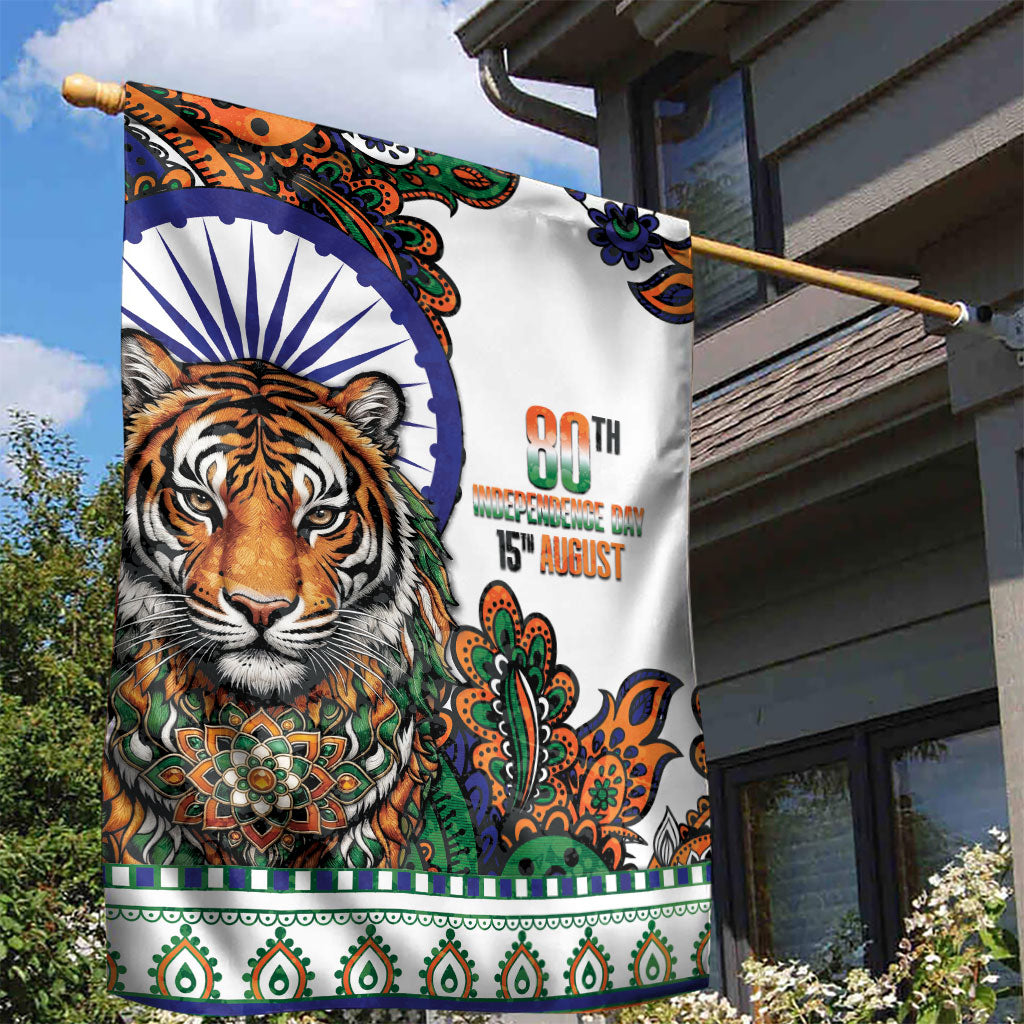 India Independence Day Garden Flag Royal Tiger Ashoka Chakra Paisley Pattern