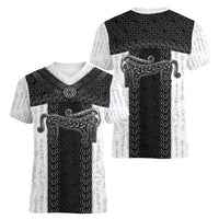 Ancient Scotland Women V-Neck T-Shirt Pictish Beast Celtic Knotwork