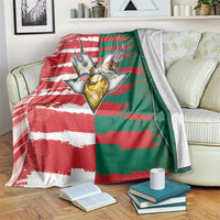 USA And Mexico Football Blanket Split Flag Golden Trophy Grunge