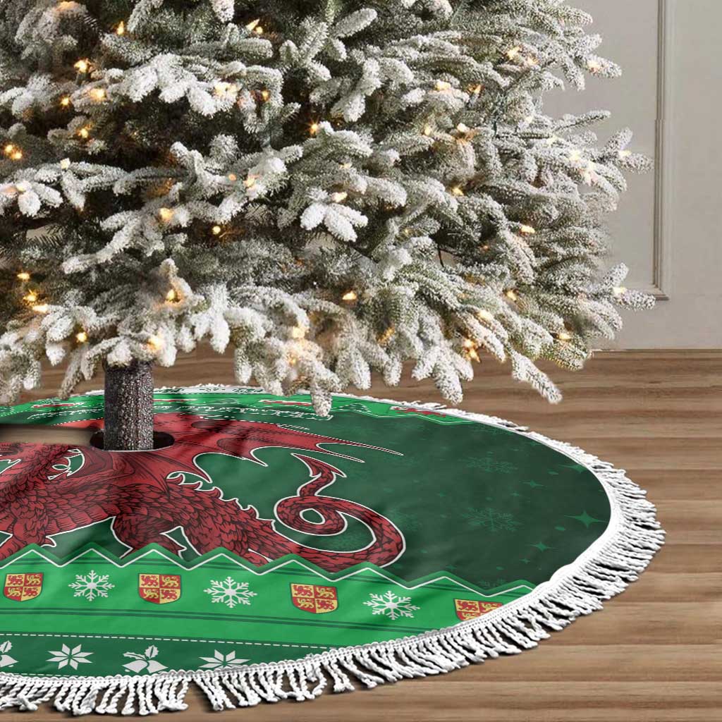 Wales Christmas Tree Skirt Cymru Dragon Nadolig Llawen - Wonder Print Shop
