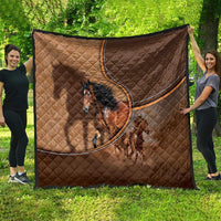Horse Racing Quilt Royal Race Leather Effect