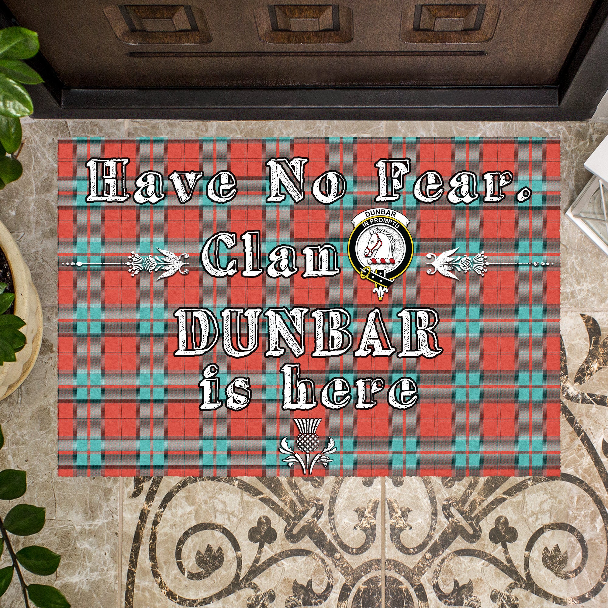 dunbar-ancient-clan-tartan-door-mat-family-crest-have-no-fear-tartan-door-mat