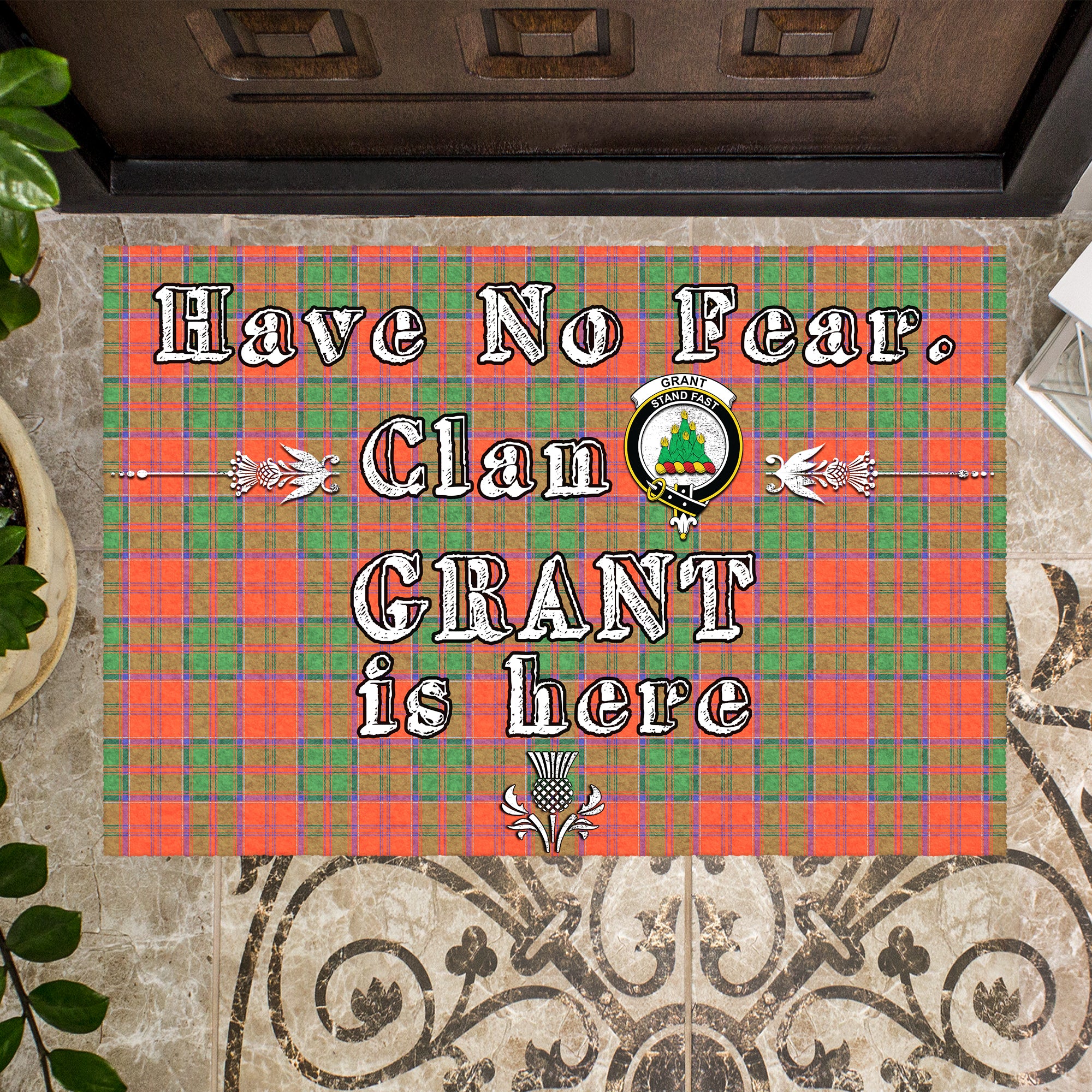 grant-ancient-clan-tartan-door-mat-family-crest-have-no-fear-tartan-door-mat