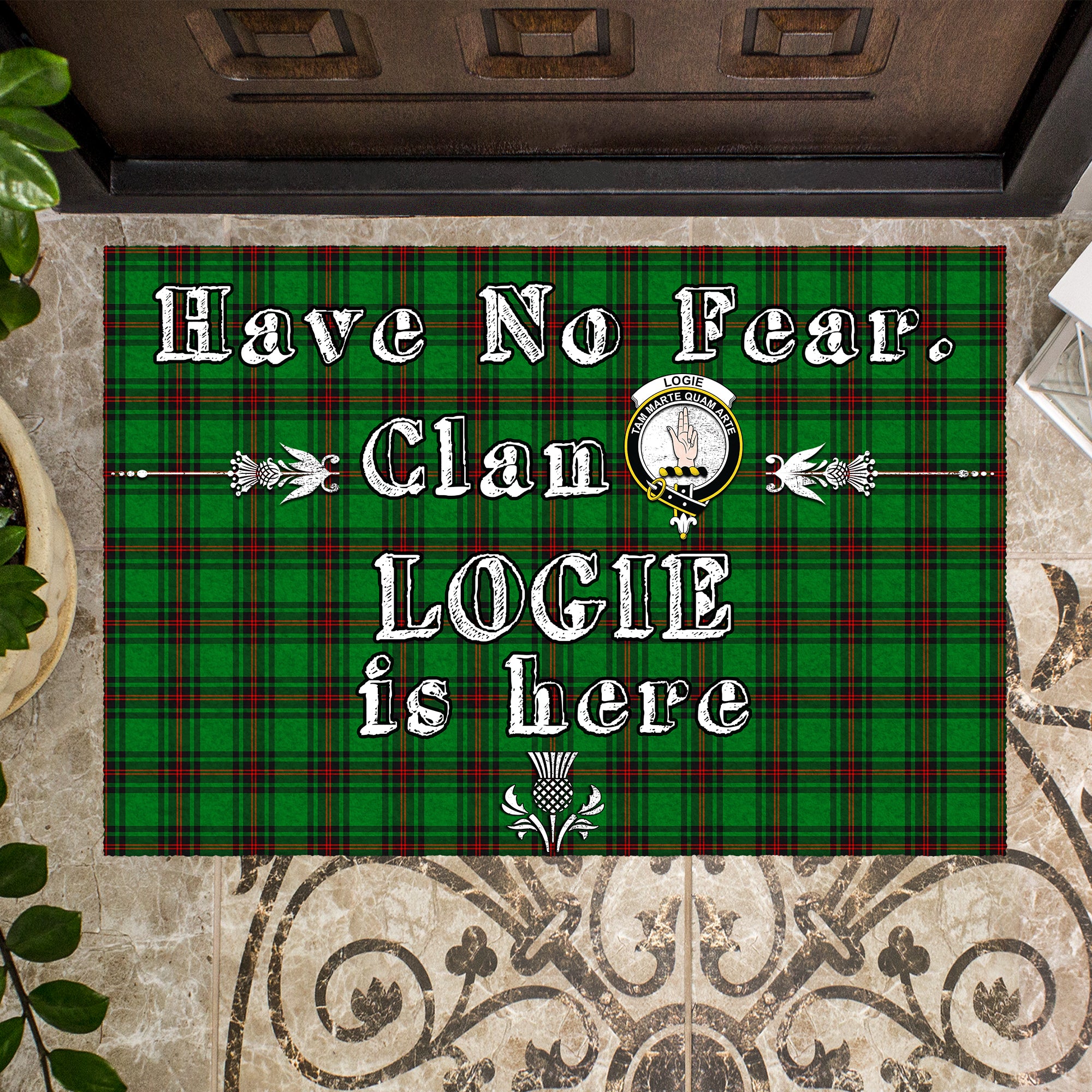 logie-clan-tartan-door-mat-family-crest-have-no-fear-tartan-door-mat