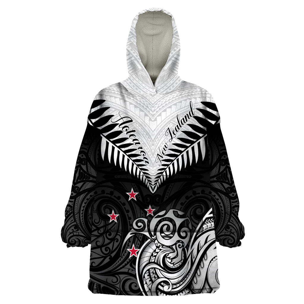 New Zealand Wearable Blanket Hoodie Aotearoa Maori Kiwi Black Fern - Wonder Print Shop