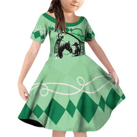 Personalized Kentucky Horse Racing Family Matching Off Shoulder Short Dress and Hawaiian Shirt Beauty and The Horse Green Version LT01