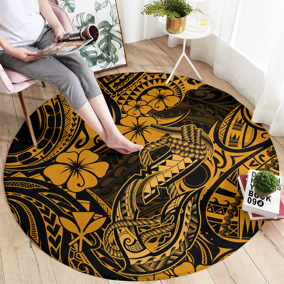 hawaii-fish-hook-round-carpet-polynesian-pattern-gold-version