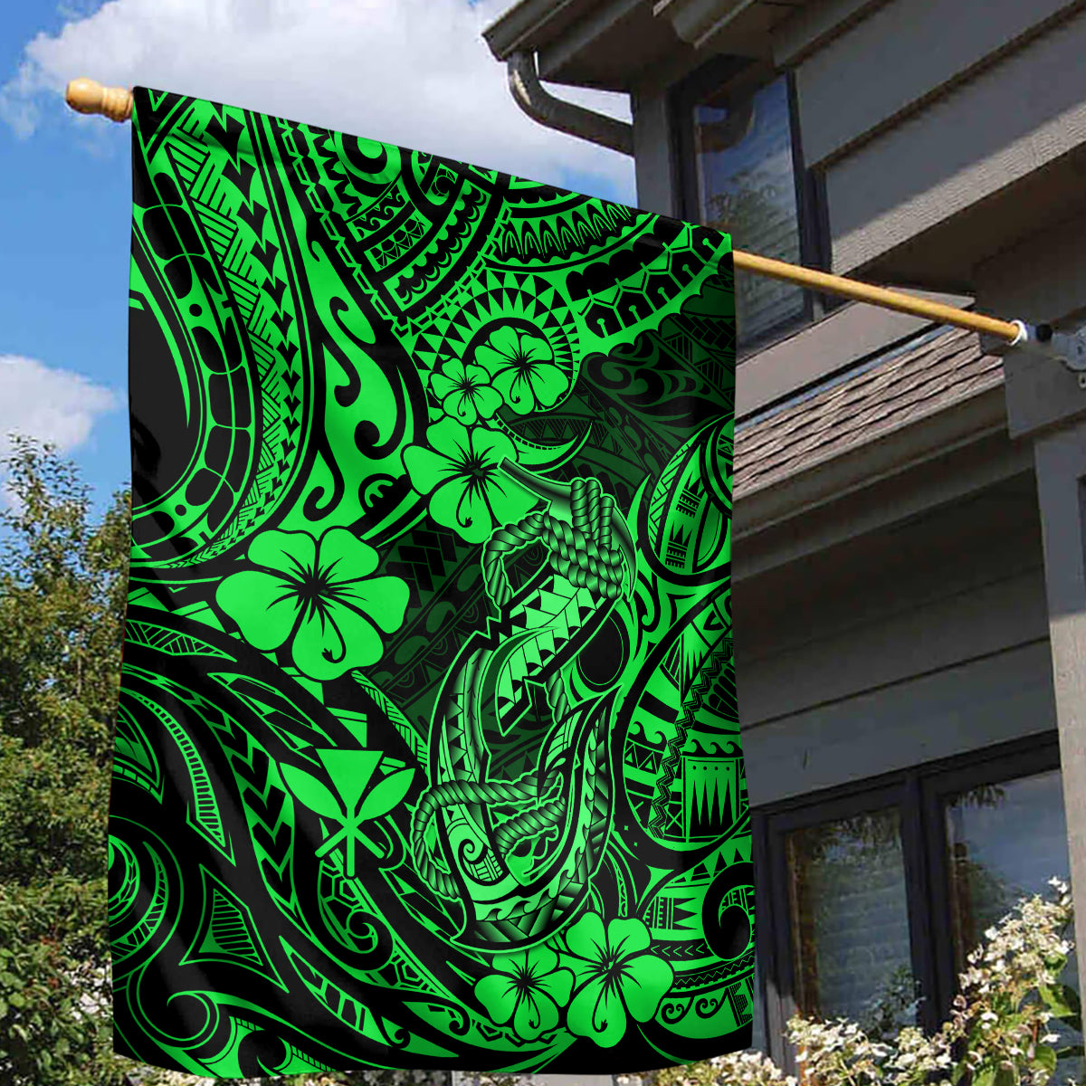 Hawaii Fish Hook Garden Flag Polynesian Pattern Green Version - Wonder Print Shop