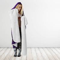 hawaii-fish-hook-hooded-blanket-hibiscus-hawaii-tribal-tattoo-purple-version