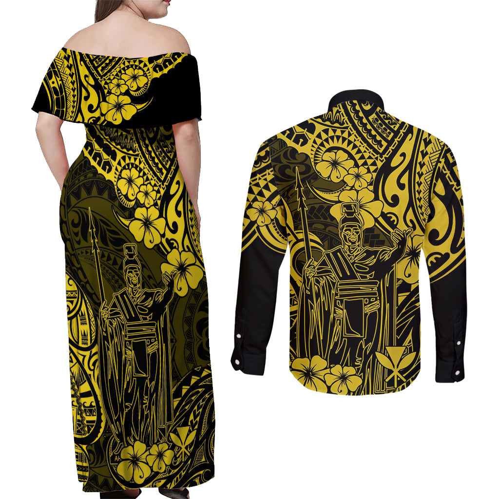 Hawaii King Kamehameha Couples Matching Off Shoulder Maxi Dress and Long Sleeve Button Shirts Polynesian Pattern Yellow Version - Wonder Print Shop