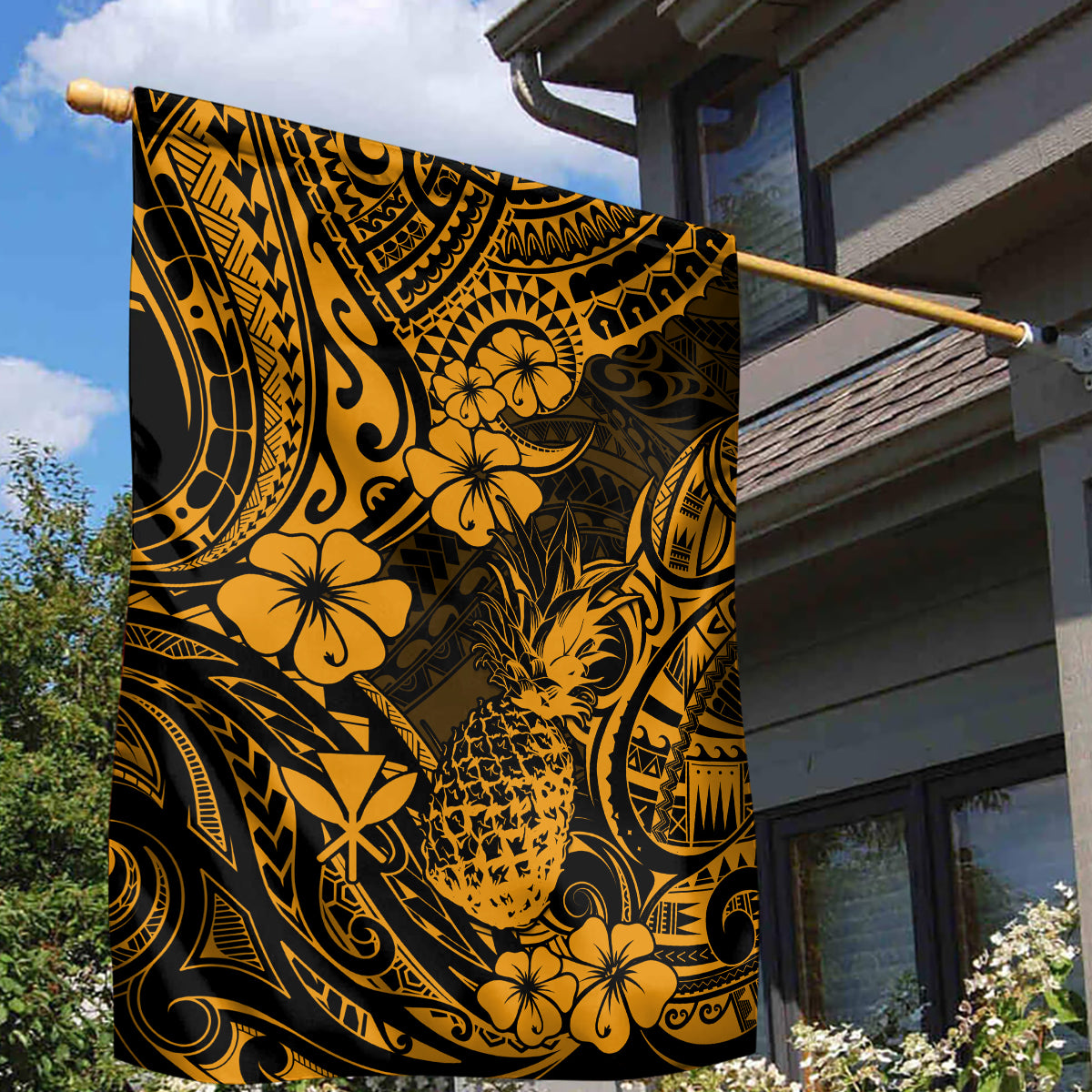 Hawaii Pineapple Garden Flag Paradise Flowers Pacific With Gold Polynesian Tribal - Wonder Print Shop