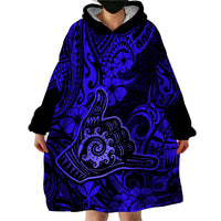 Hawaii Shaka Sign Wearable Blanket Hoodie With Polynesian Hibiscus Navy Blue Unique - Wonder Print Shop