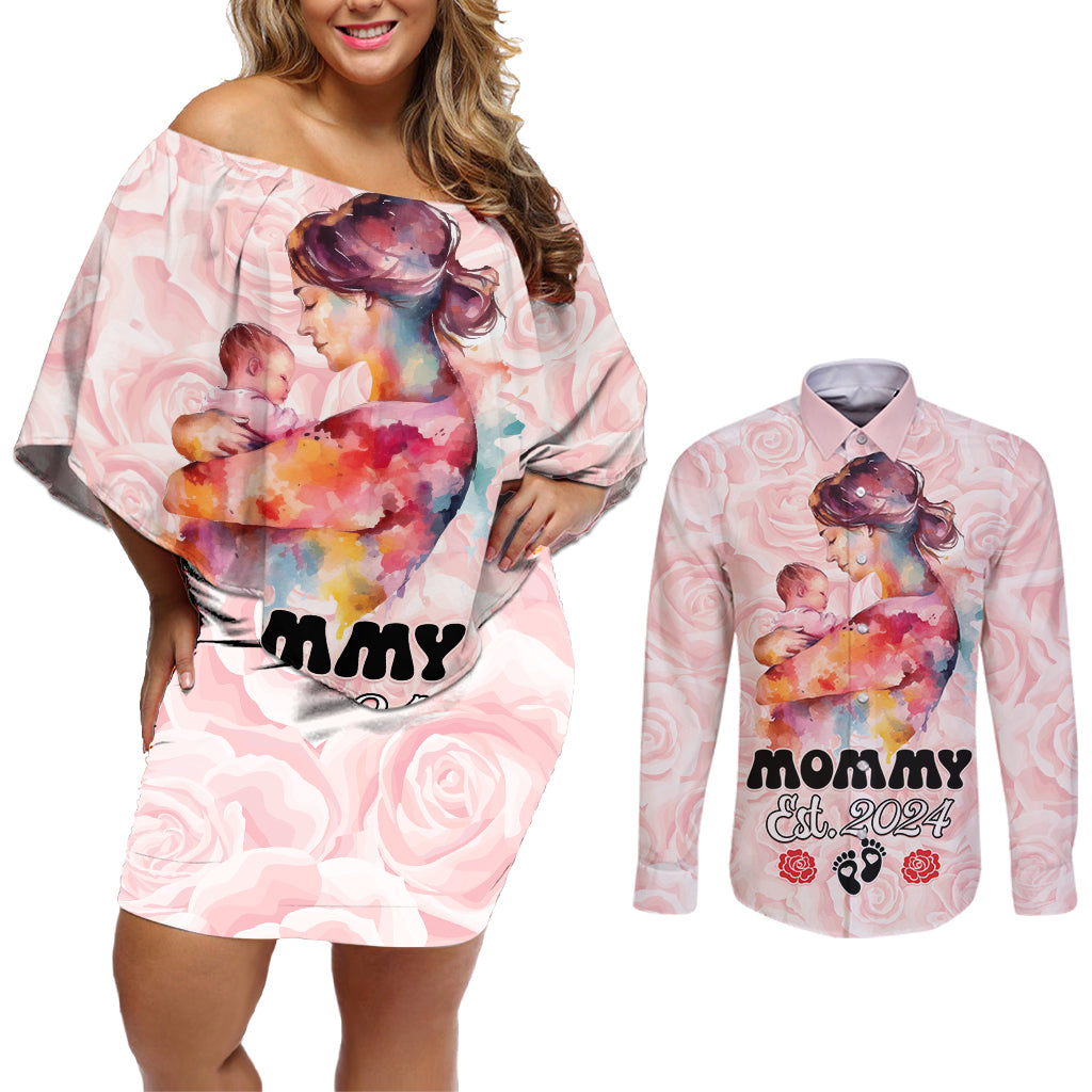 Happy Mother Day Couples Matching Off Shoulder Short Dress and Long Sleeve Button Shirt Mommy Est 2024 - Wonder Print Shop