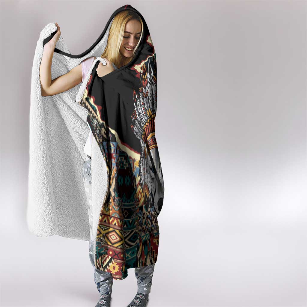 Native American Navajo Wolf Hooded Blanket Grunge Pattern