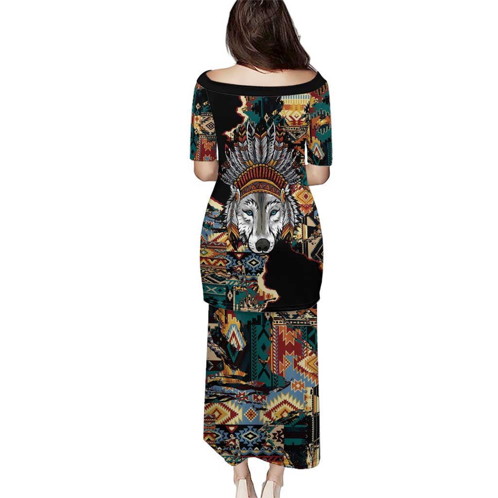 Native American Navajo Wolf Puletasi Grunge Pattern