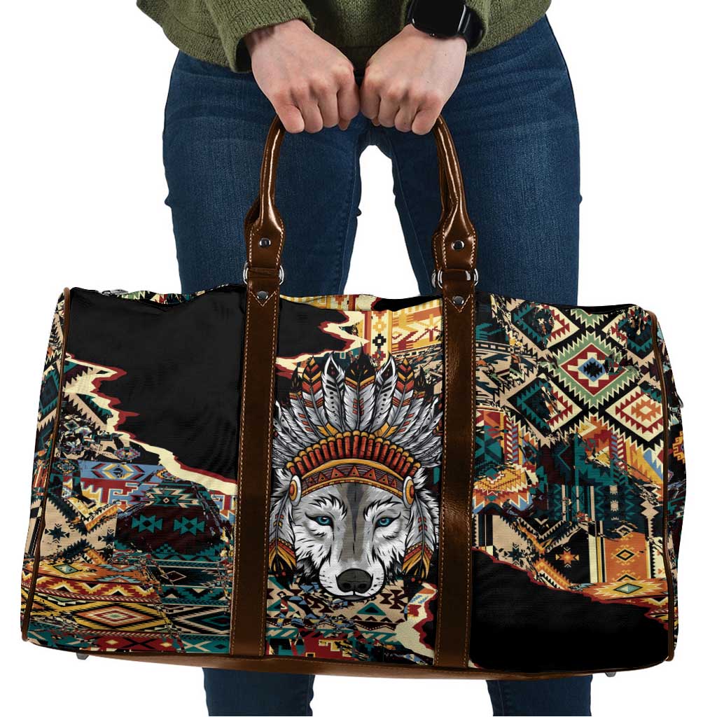 Native American Navajo Wolf Travel Bag Grunge Pattern