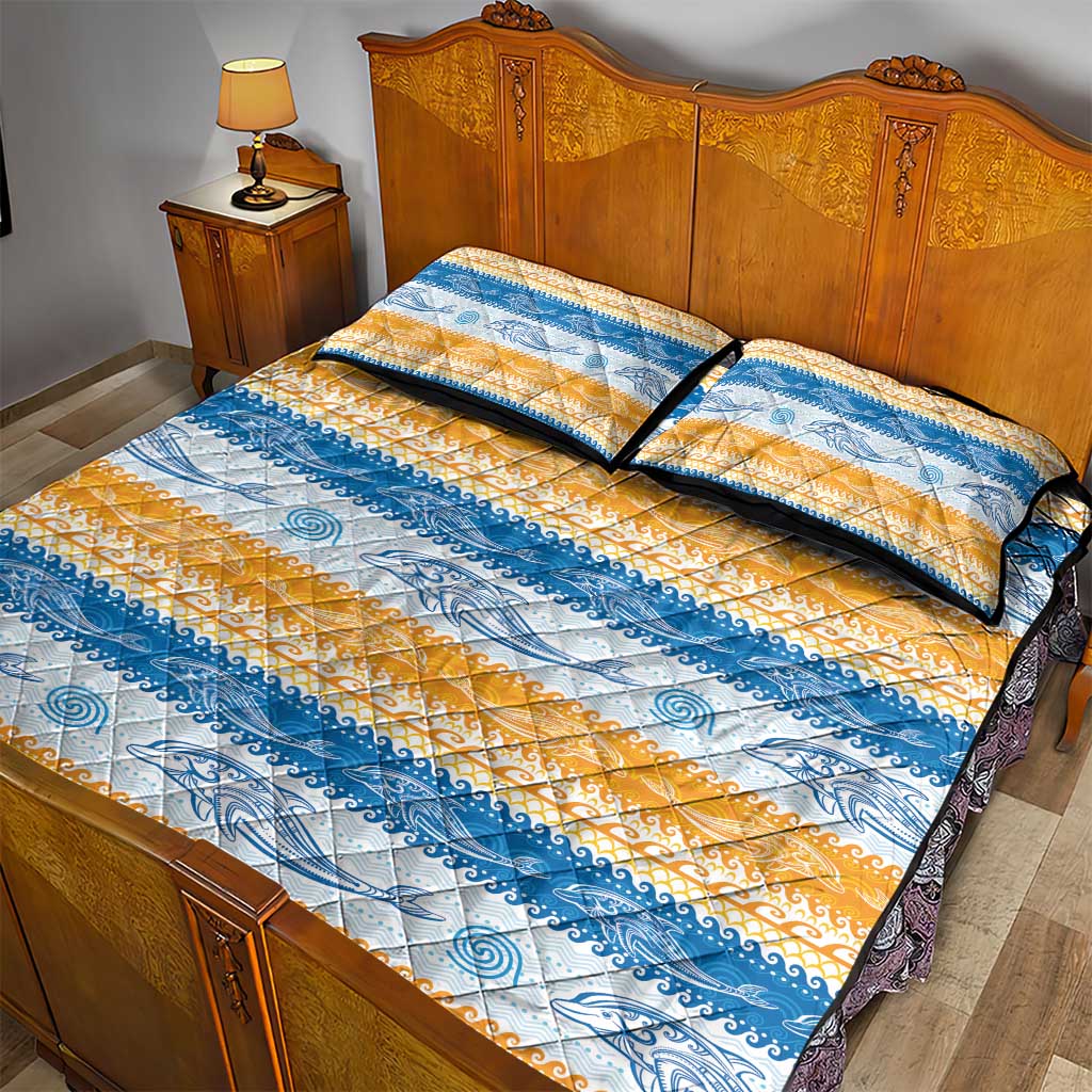 Anguilla Dolphins Pattern Quilt Bed Set Orange And Blue