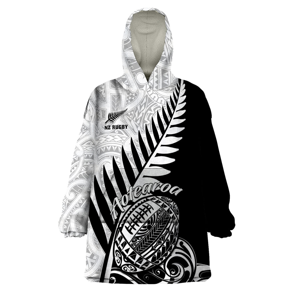 New Zealand Silver Fern Rugby Wearable Blanket Hoodie Aotearoa Maori Black Version - Wonder Print Shop
