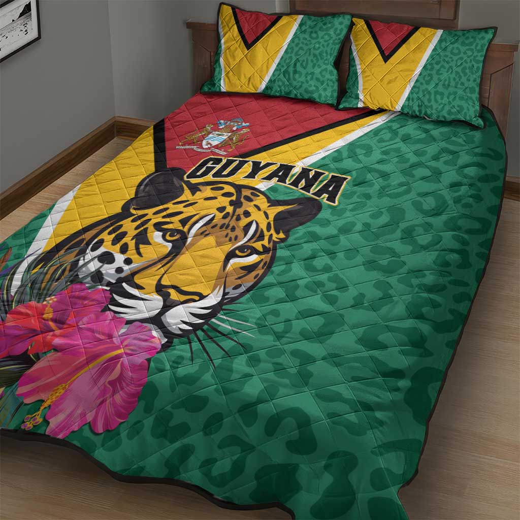Guyana Quilt Bed Set Jaguar Tropical Flowers - Wonder Print Shop
