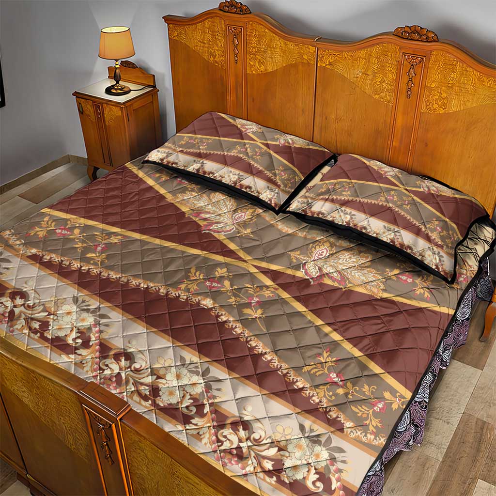 Mughal Empire Motif Unique Quilt Bed Set