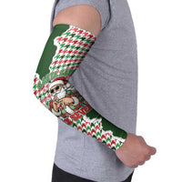 Funny Santa Claus Says Six Seven Arm Sleeves Christmas Houndstooth Pattern - Wonder Print Shop