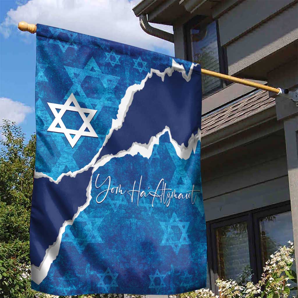 Israel Yom Ha'atzmaut Garden Flag Star of David Grunge Style