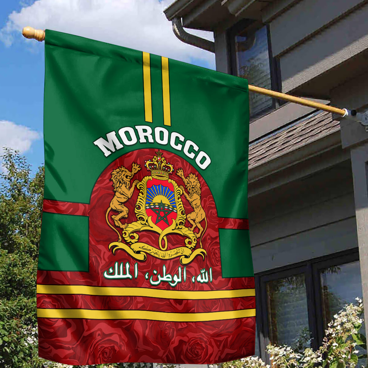 Morocco Proclamation Day Garden Flag Marruecos Coat of Arms Roses Pattern - Wonder Print Shop