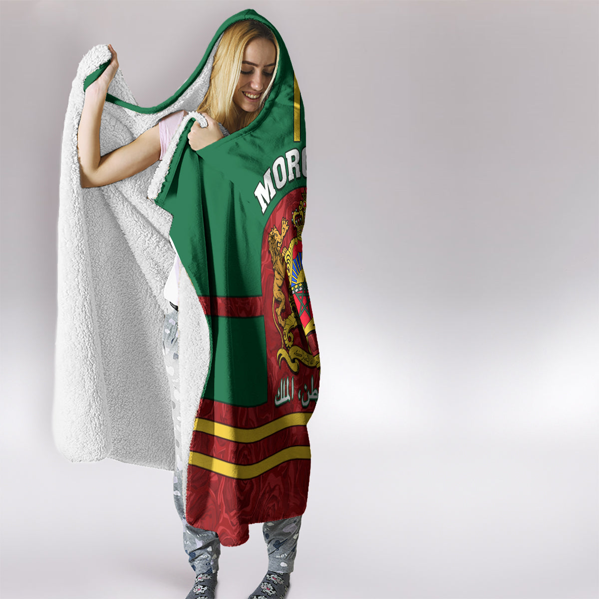 morocco-proclamation-day-hooded-blanket-marruecos-coat-of-arms-roses-pattern
