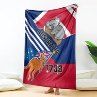 australia-day-kangaroo-and-koala-with-flag-blanket