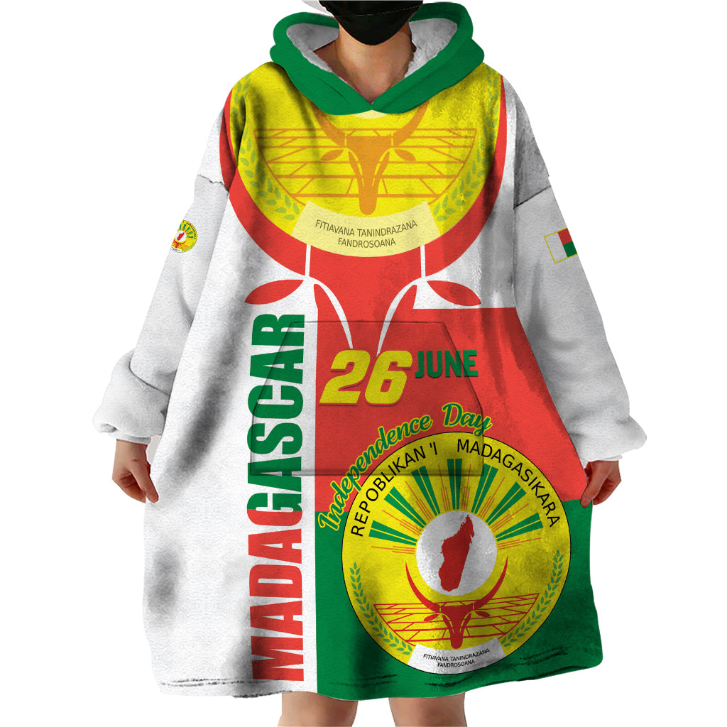 Madagascar Independence Day Wearable Blanket Hoodie Madagasikara June 26 - Wonder Print Shop