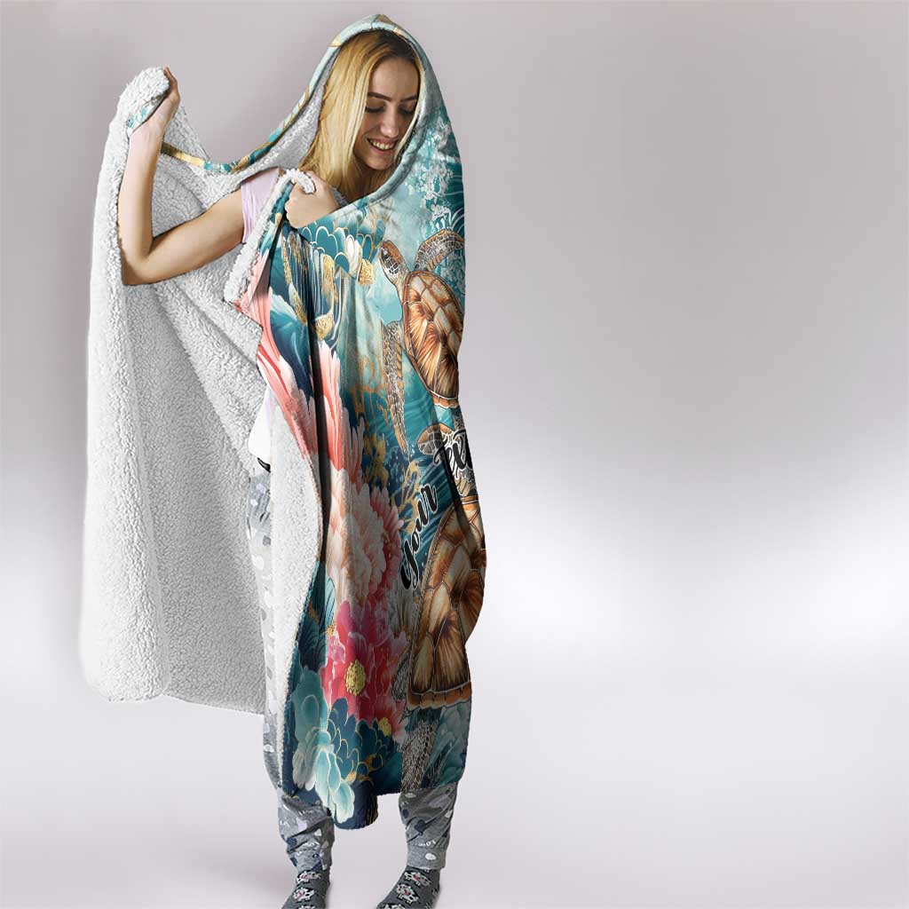 Personalized Caribbean Sea Turtle Hooded Blanket Fantastic Ocean Waves