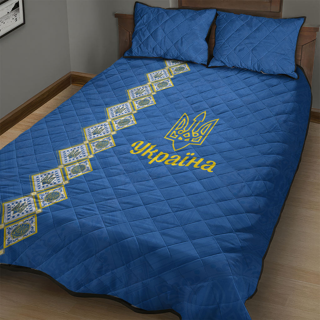 Ukrainian Tryzub Pattern Quilt Bed Set