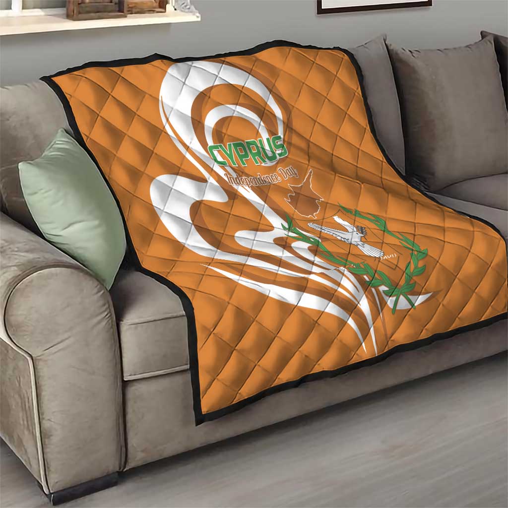 Personalized Cyprus Independence Day 1960 Quilt Kbrs Cumhuriyeti Curve Style - Wonder Print Shop