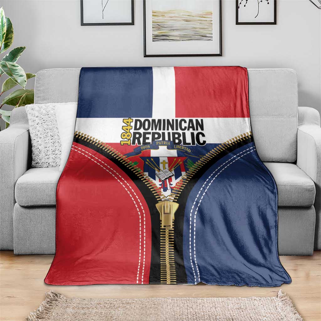 Dominican Republic 1844 Blanket Coat Of Arms Zipper Stylized