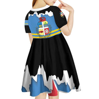 Aruba Dushi Tera Kid Short Sleeve Dress Coat Of Arms Torn Paper Stylized