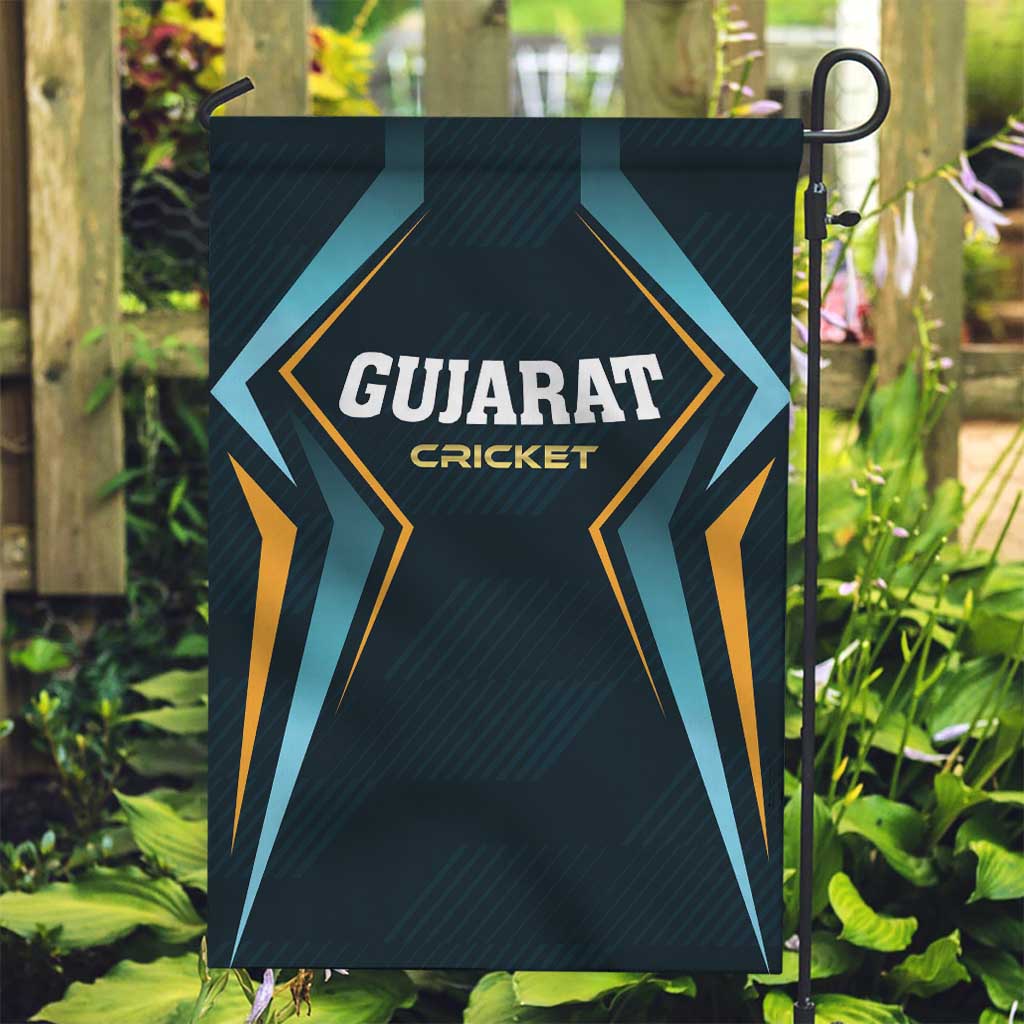 Gujarat 2025 Cricket Titans Garden Flag Aava De Race With The Titans