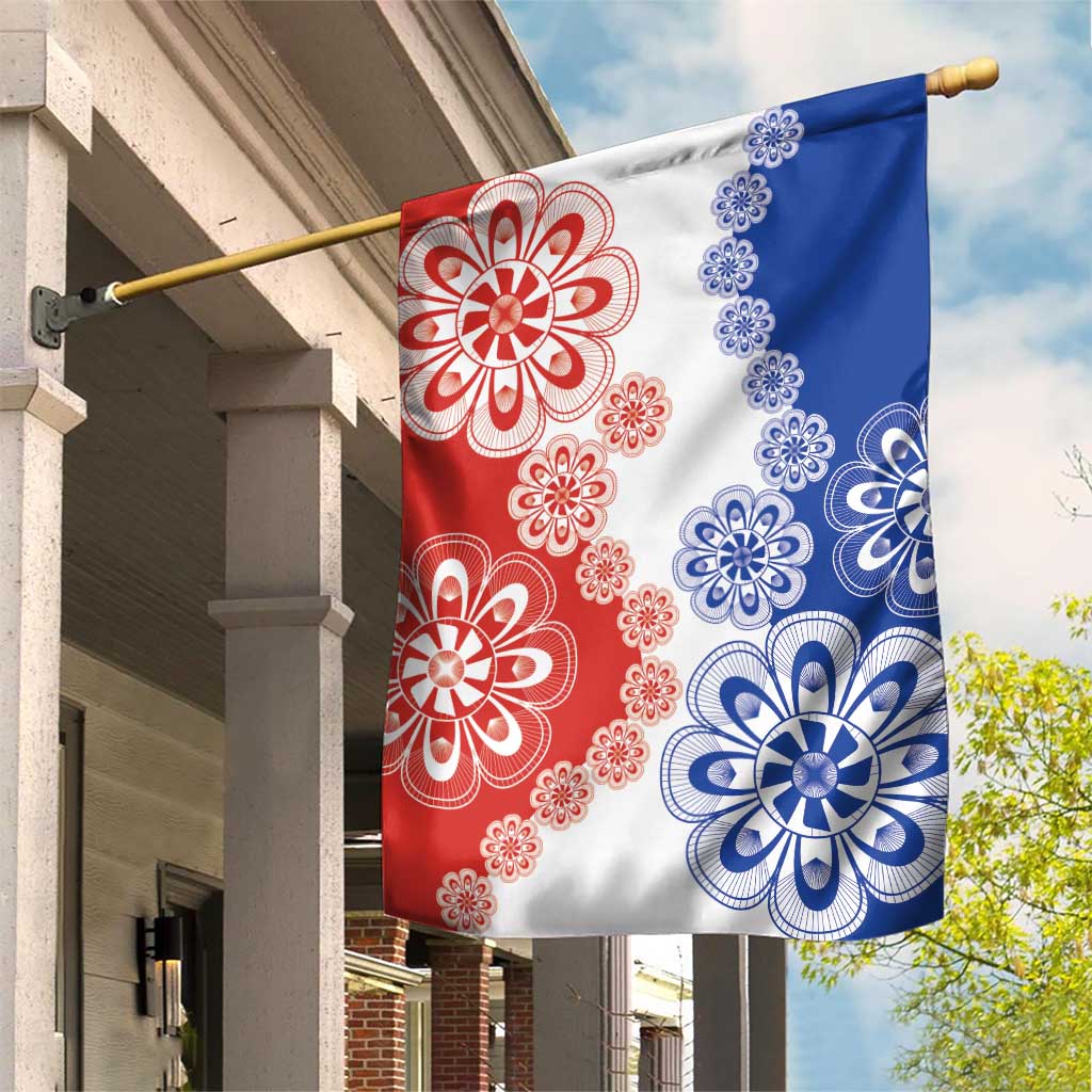 Paraguay Nanduti Traditional Lace Stylized Garden Flag