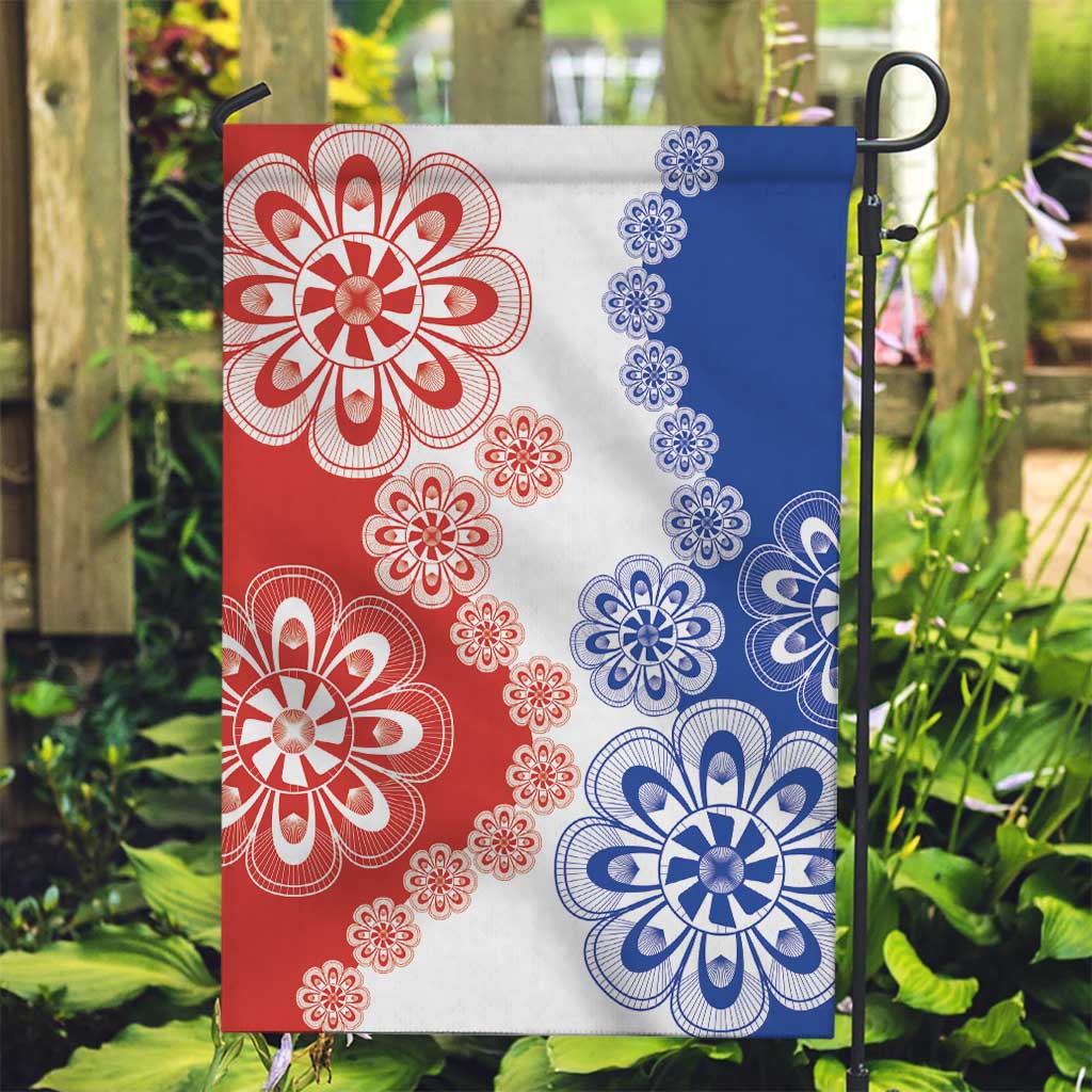 Paraguay Nanduti Traditional Lace Stylized Garden Flag
