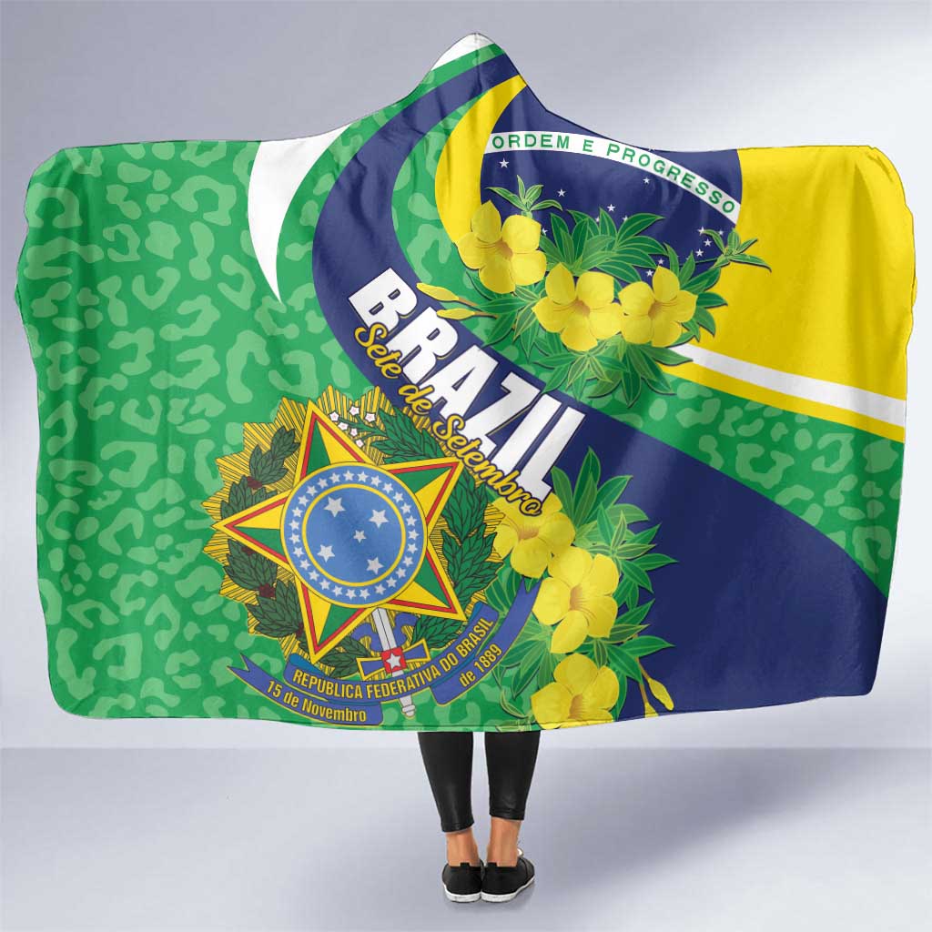 Brazil Sete de Setembro Hooded Blanket Flor De Ipê Amarel Leopard Pattern